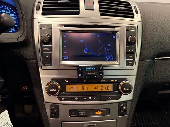 Toyota Avensis 21 of 27