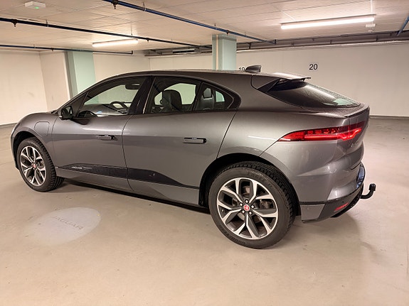 Jaguar I-PACE 8 of 26