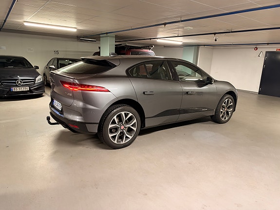 Jaguar I-PACE 5 of 26