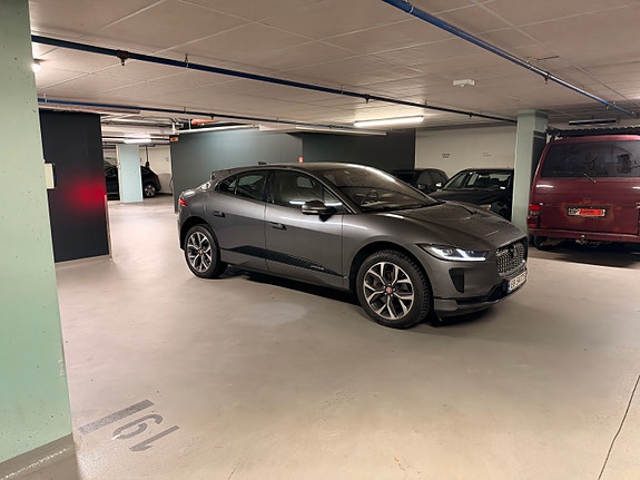 Jaguar I-PACE 4 of 26
