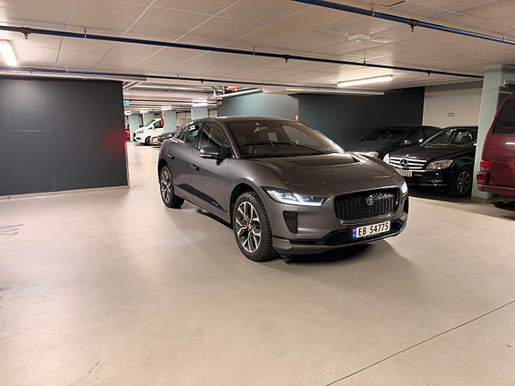 Jaguar I-PACE 3 of 26