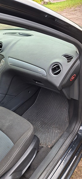 Ford Mondeo 9 of 19