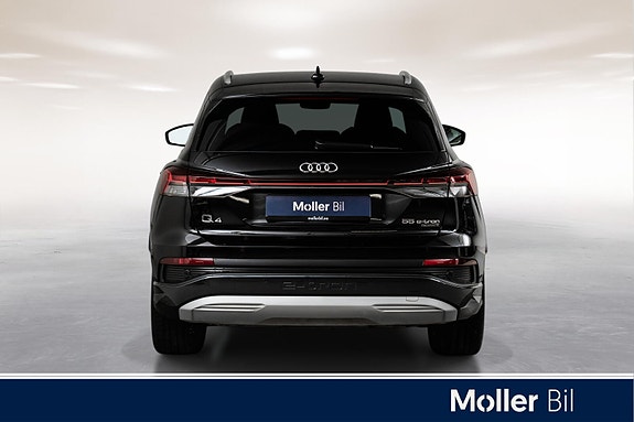 Audi Q4 e-tron 6 of 18