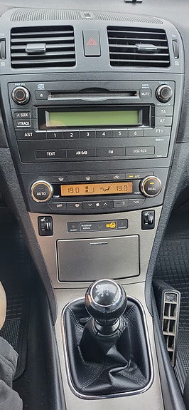 Toyota Avensis 13 of 13