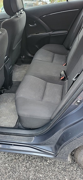 Toyota Avensis 11 of 13