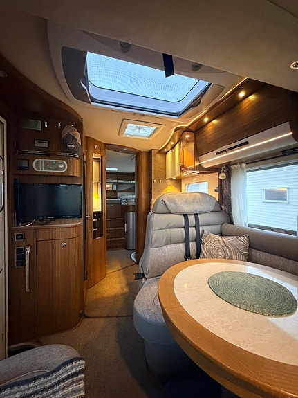 Hymer B 704PL 9 of 17