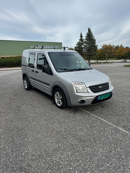 Ford Transit Connect 3 of 14