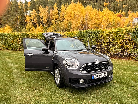 MINI Countryman Cooper SE 5 of 24