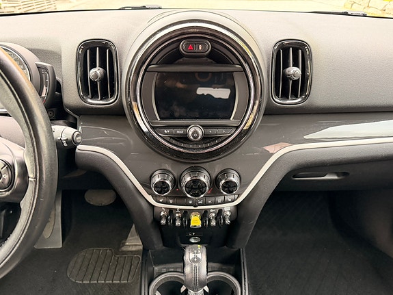 MINI Countryman Cooper SE 13 of 24