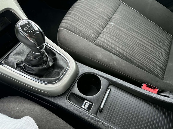 Opel Astra 13 of 30