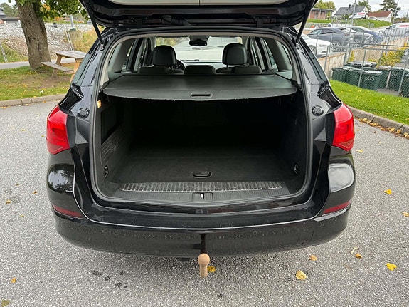 Opel Astra 9 of 30