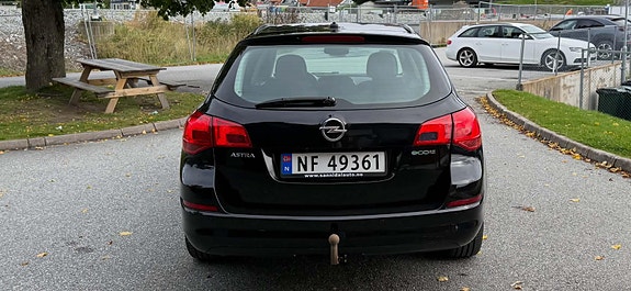 Opel Astra 8 of 30