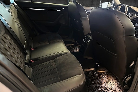 Skoda Octavia 15 of 22