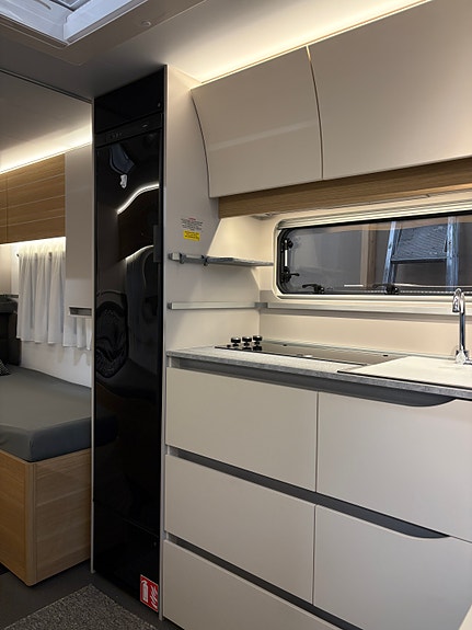 Adria 572 UT STORT BAD/2 ENKLE SENGER/ALDE/MARKISE/FINANS+++ 16 of 23