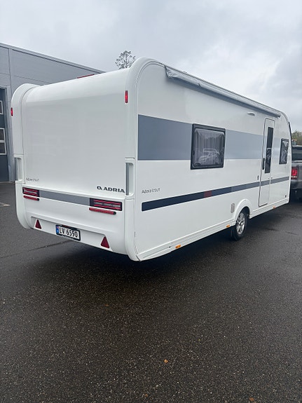 Adria 572 UT STORT BAD/2 ENKLE SENGER/ALDE/MARKISE/FINANS+++ 3 of 23