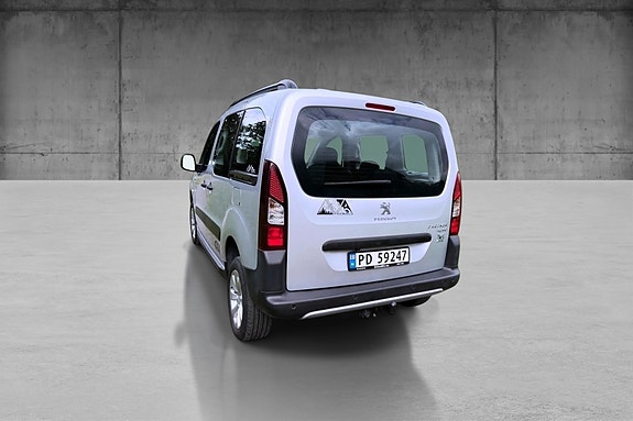 Peugeot Partner Tepee 2 of 5