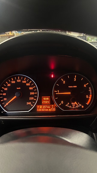 BMW 116d 9 of 13