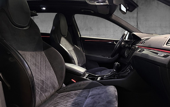 Skoda Superb 13 of 15