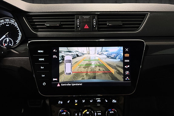 Skoda Superb 9 of 15