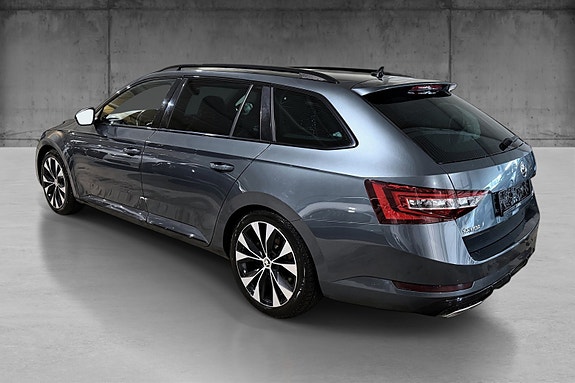 Skoda Superb 3 of 15
