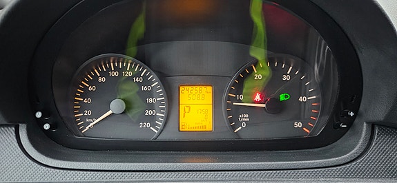 Mercedes-Benz Vito 113 18 of 27