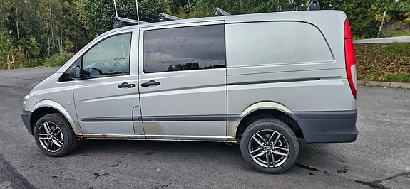 Mercedes-Benz Vito 113 8 of 27