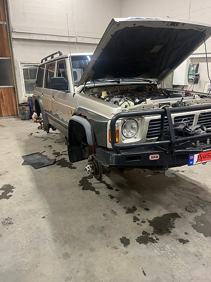 Nissan Patrol 8 of 12