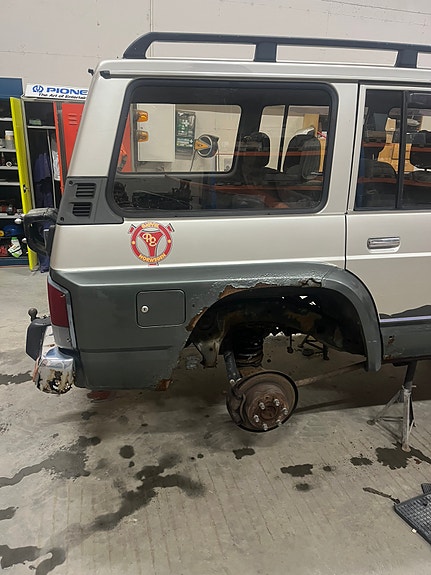 Nissan Patrol 11 of 12