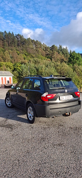 BMW X3 3 of 11