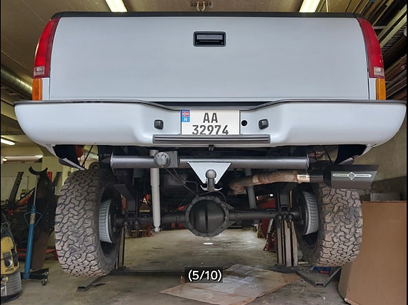 Chevrolet K2500 11 of 12