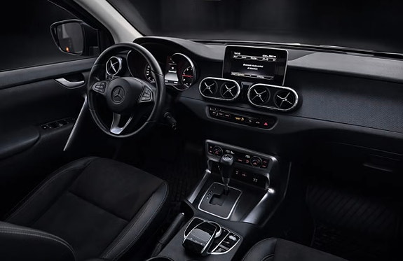Mercedes-Benz X250 d 7 of 8