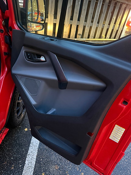 Ford Transit Custom 15 of 30