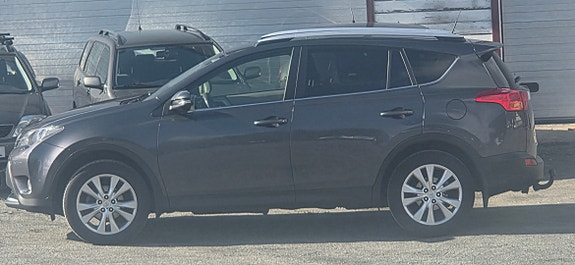 Toyota RAV4 11 of 30