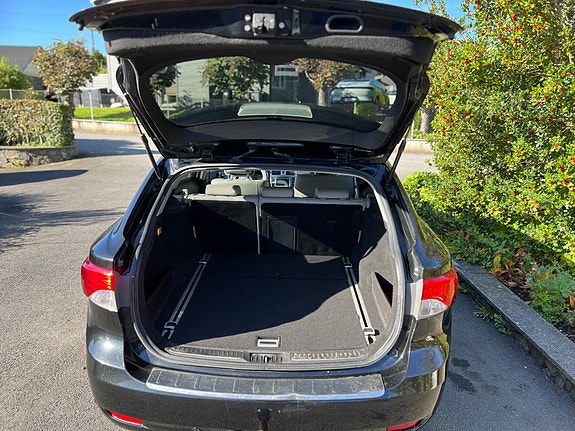 Toyota Avensis 5 of 14