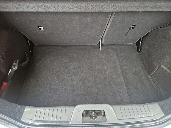 Ford Fiesta 4 of 17