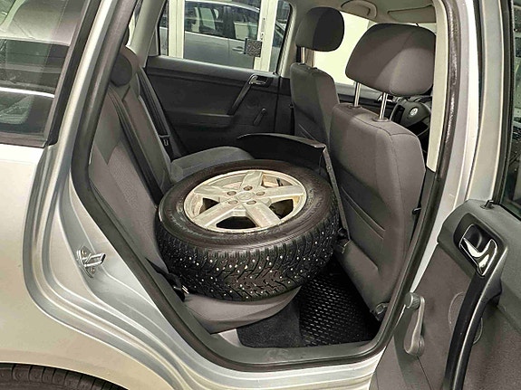 Volkswagen Polo 20 of 27