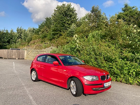 BMW 116d 2 of 4
