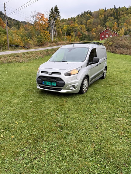 Ford Transit Connect 8 of 24