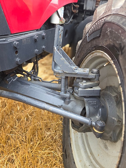CASE IH MXU 135 Pro 11 of 30