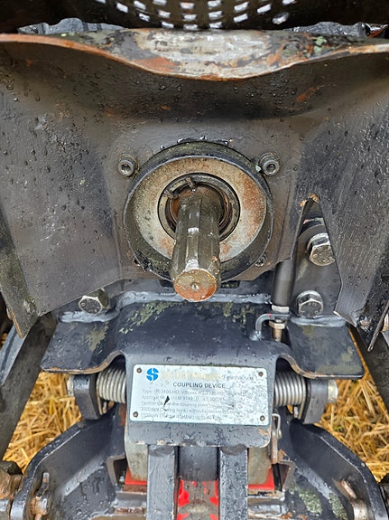 CASE IH MXU 135 Pro 8 of 30