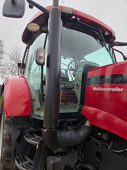 CASE IH MXU 135 Pro 5 of 30