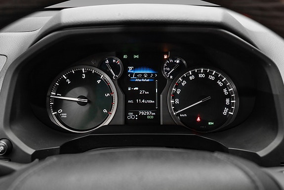 Toyota Land Cruiser 21 of 26