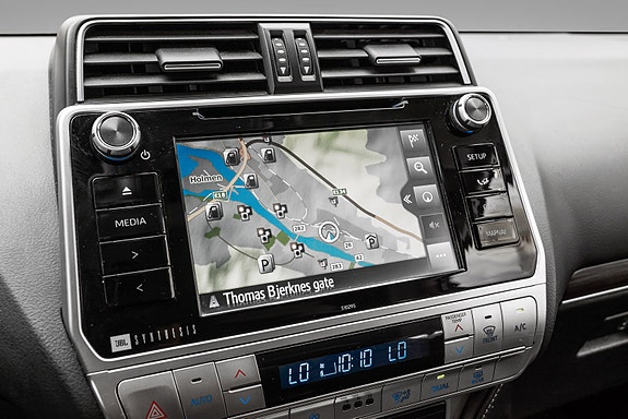 Toyota Land Cruiser 23 of 26