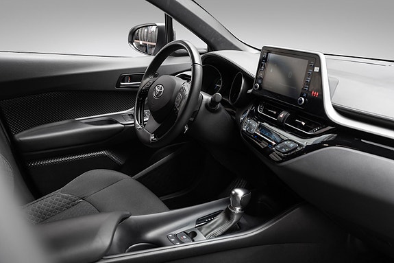 Toyota C-HR 24 of 24