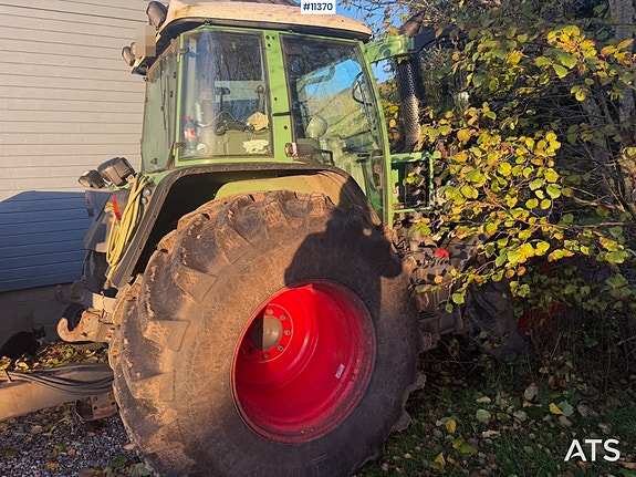 2012 Fendt 415 Vario 4x4 traktor m/frontlaster-To sett dekk 21 of 25