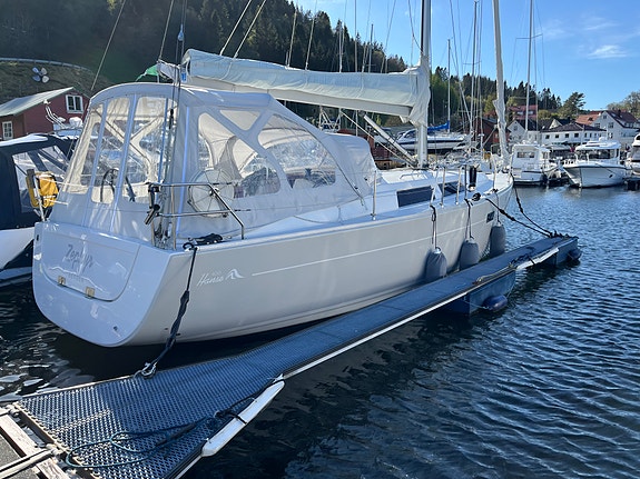 Hanse 400 – svært velholdt og oppgradert 2025/2026 med bla. nytt seildrev. 3 of 19