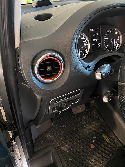 Mercedes-Benz Vito 119 12 of 20