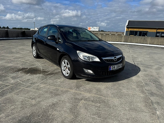 Opel Astra 3 of 12