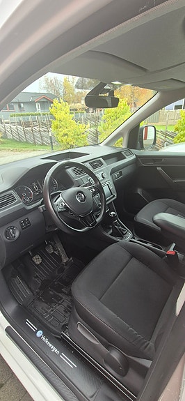 Volkswagen Caddy Maxi 8 of 18