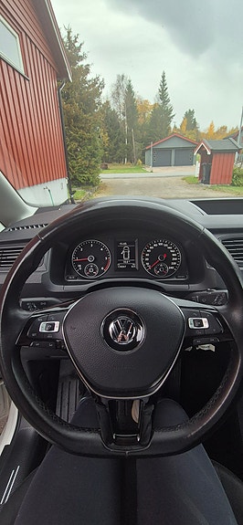 Volkswagen Caddy Maxi 6 of 18